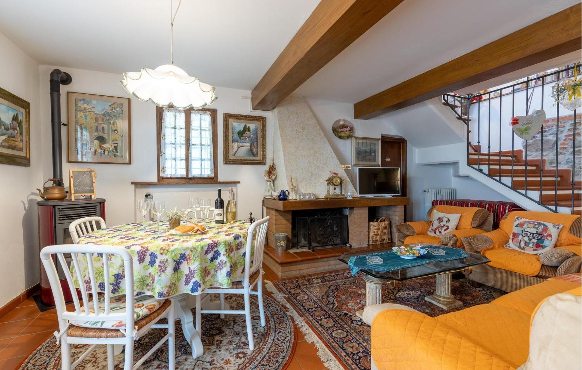 Beautiful Home In Uzzano Pt With Kitchen 외부 사진